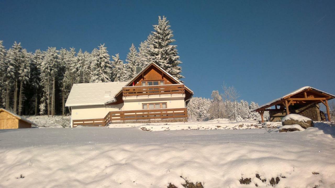Javornik 88 Daire Dış mekan fotoğraf